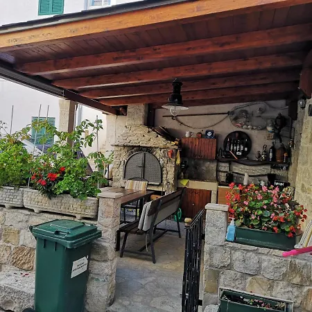 Apartamento Spiro Split